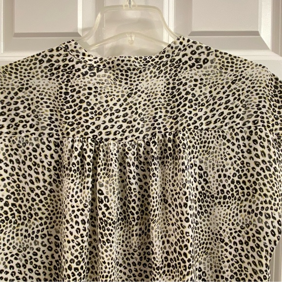 Women’s Banana Republic shirt blouse top medium animal print lightweight multi - Picture 5 of 7